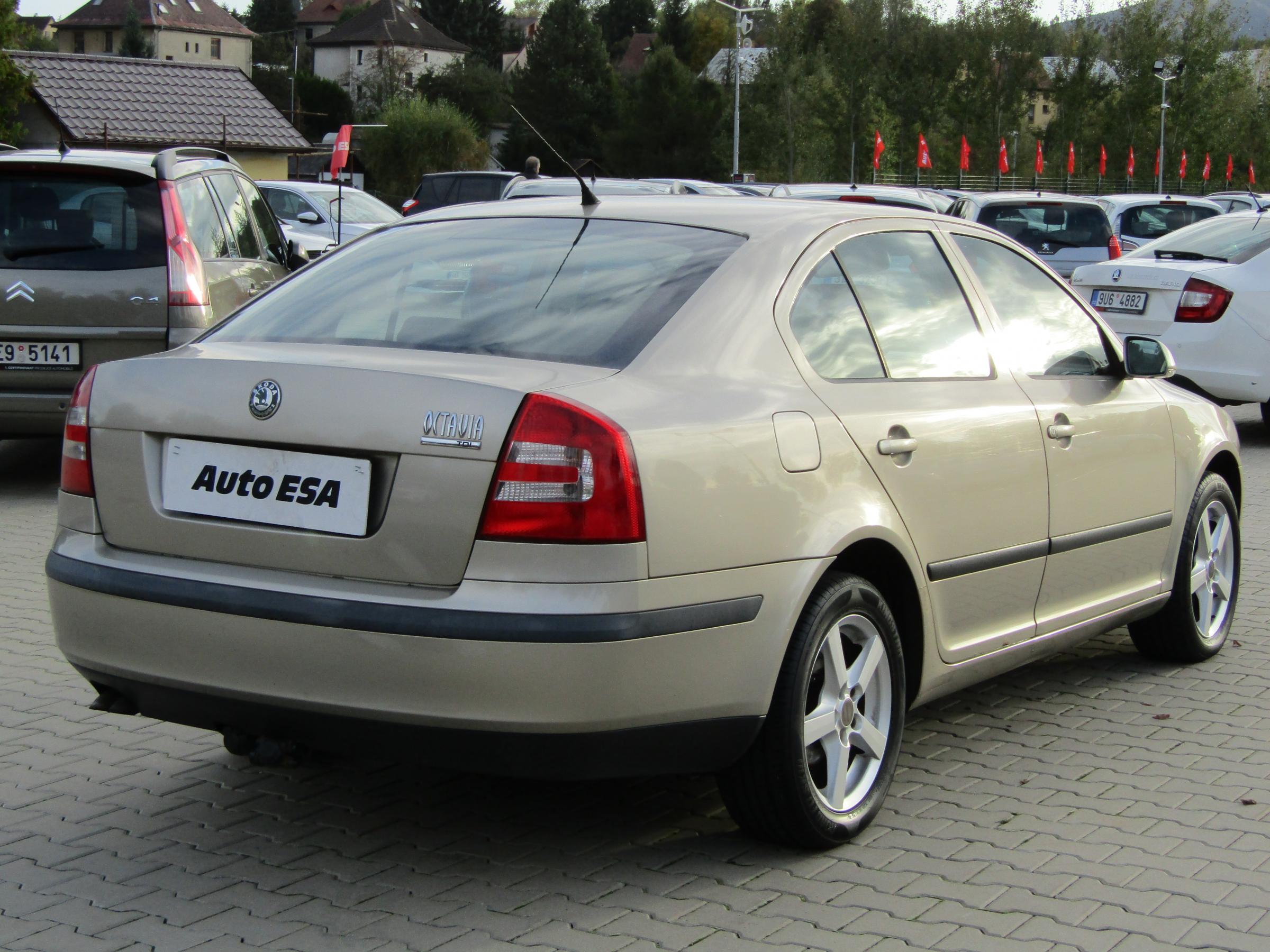 Škoda Octavia II, 2004 - pohled č. 4