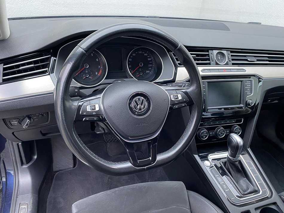 Volkswagen Passat 1.8TSi 