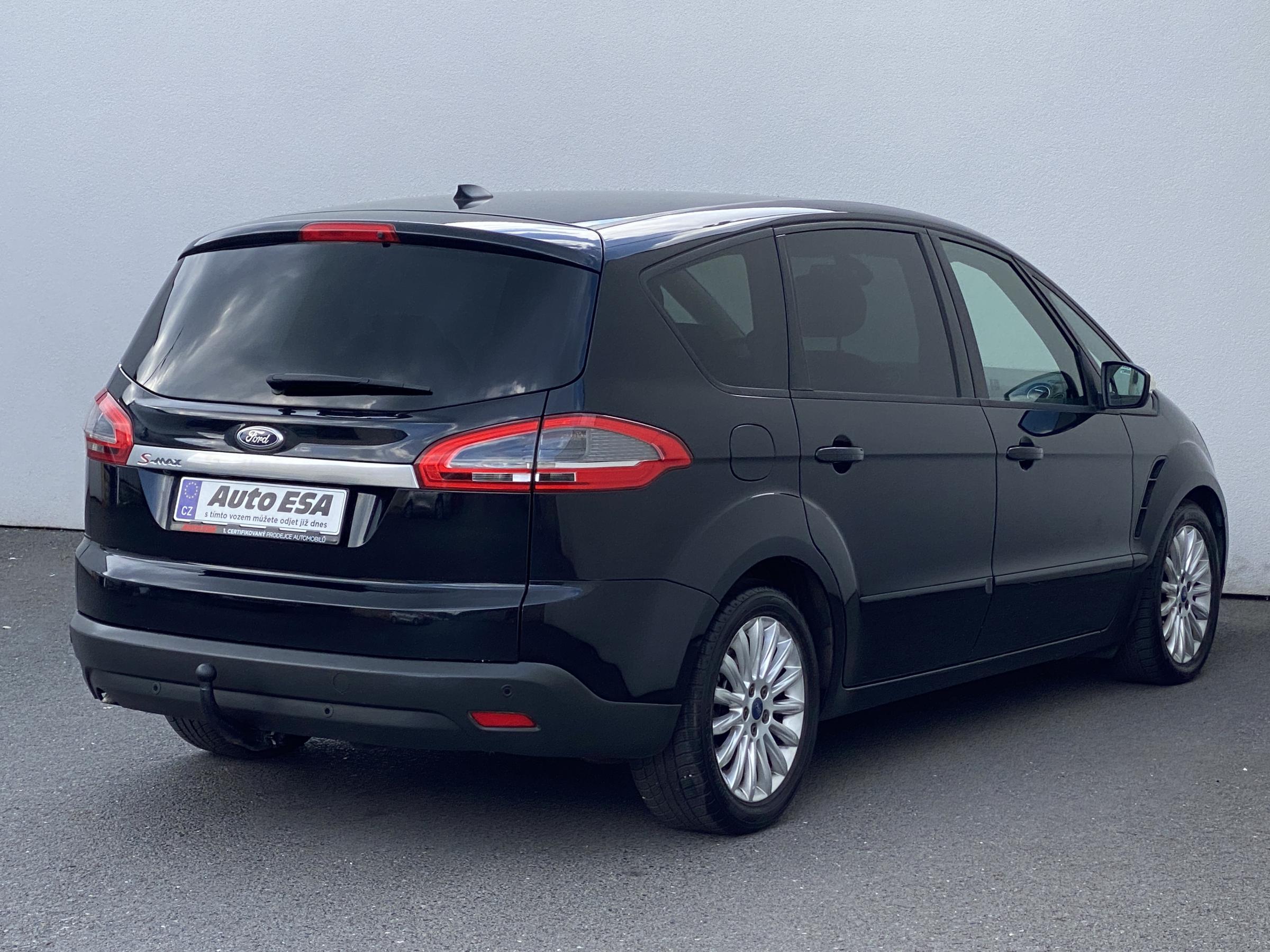 Ford S-MAX, 2014 - pohled č. 4