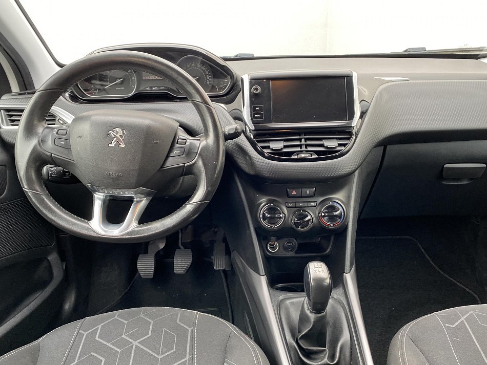 Peugeot 2008 1.2 PT Active