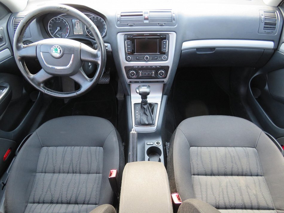 Škoda Octavia II 1.6TDi Elegance