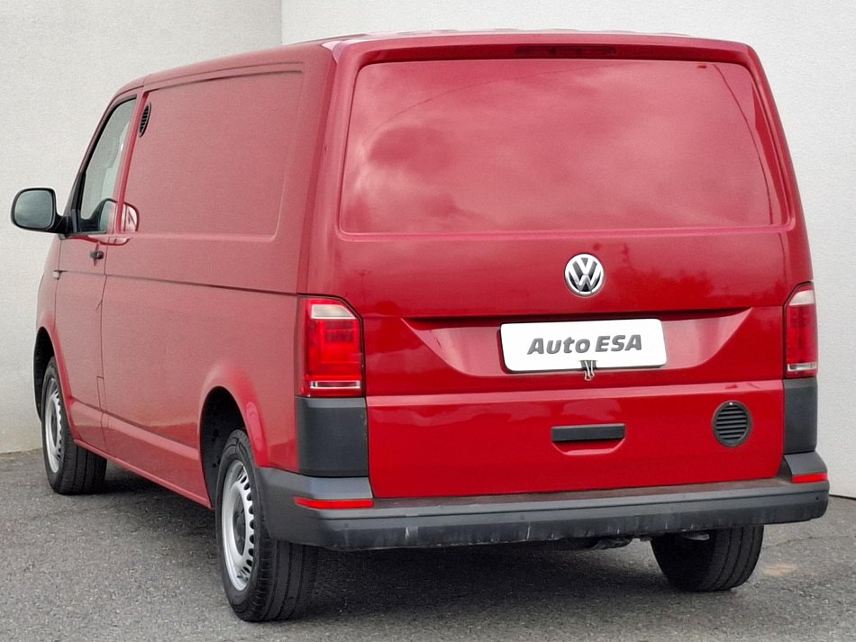 Volkswagen Transporter 2.0TDi  L2H1