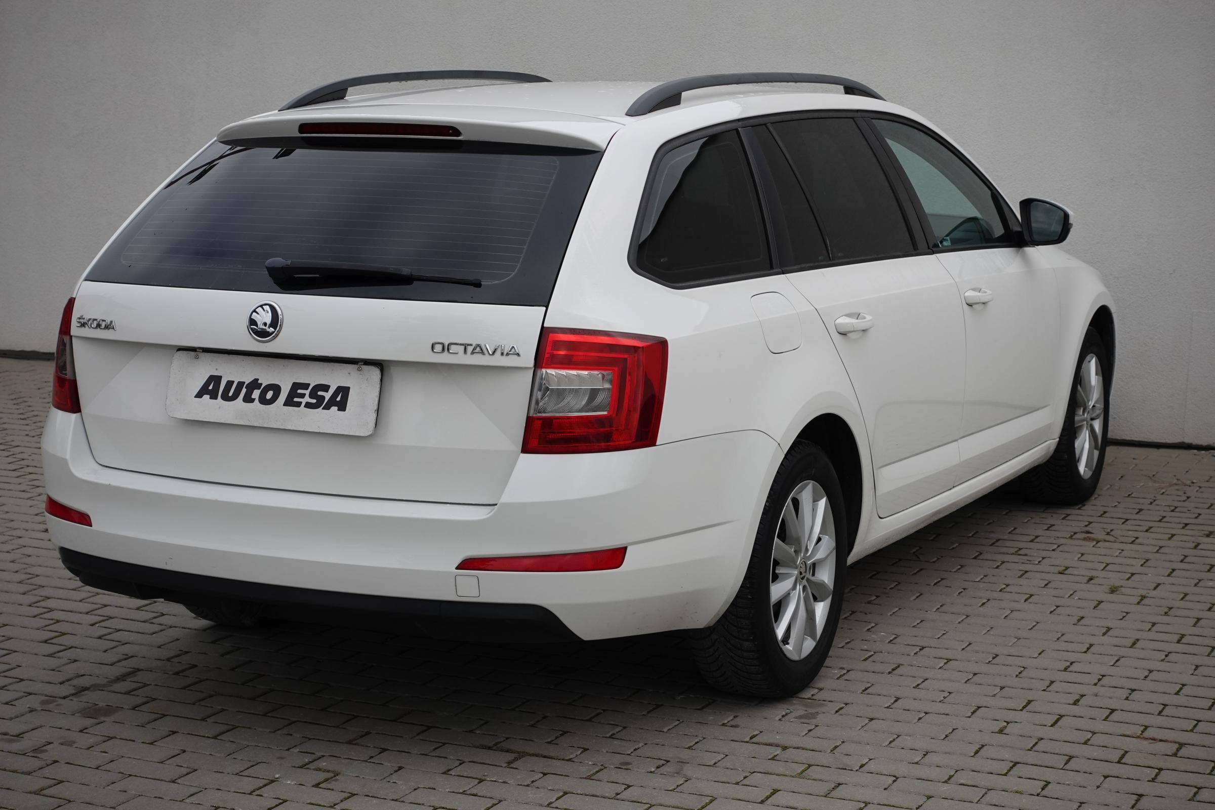 Škoda Octavia III, 2014 - pohled č. 4