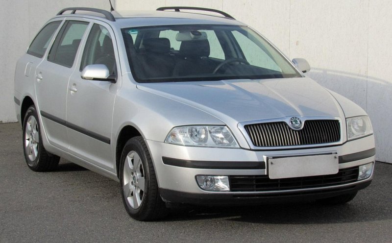 Škoda Octavia II 2.0 TDI RS