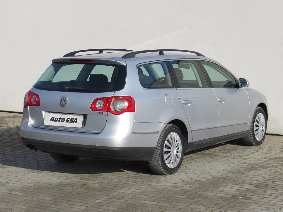 Volkswagen Passat 1.9 TDi 