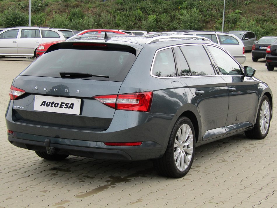 Škoda Superb III 1.6TDi Ambition