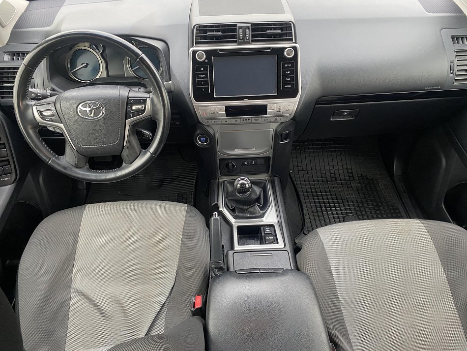 Toyota Land Cruiser 2.7d 