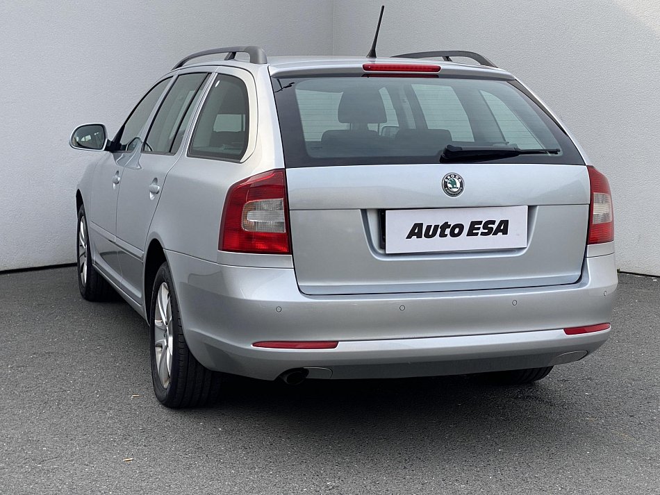 Škoda Octavia II 1.6 TDi Elegance