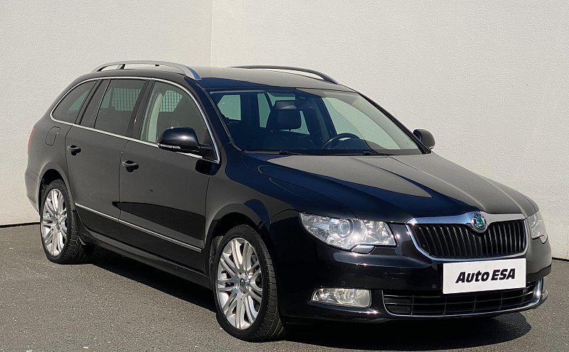 Škoda Superb II 2.0TDi Elegance 4X4