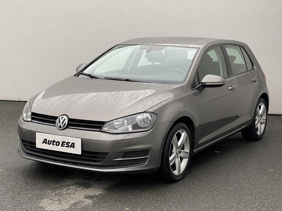 Volkswagen Golf 1.2 TSi 