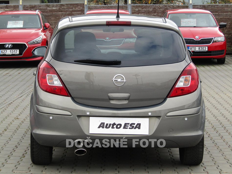 Opel Corsa 1.4i 