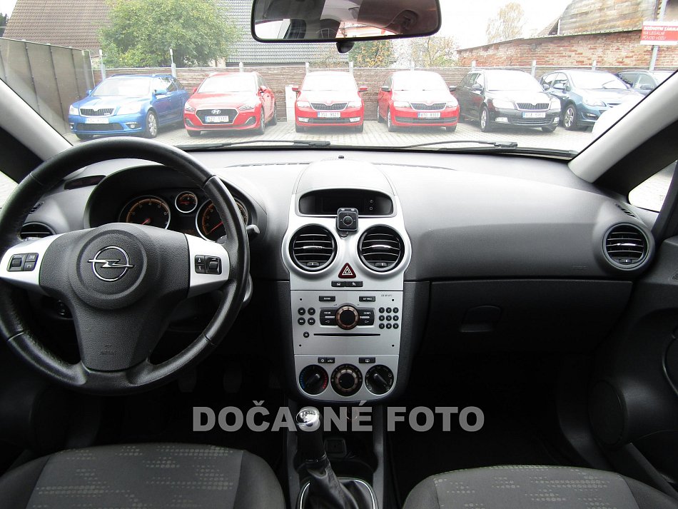 Opel Corsa 1.4i 