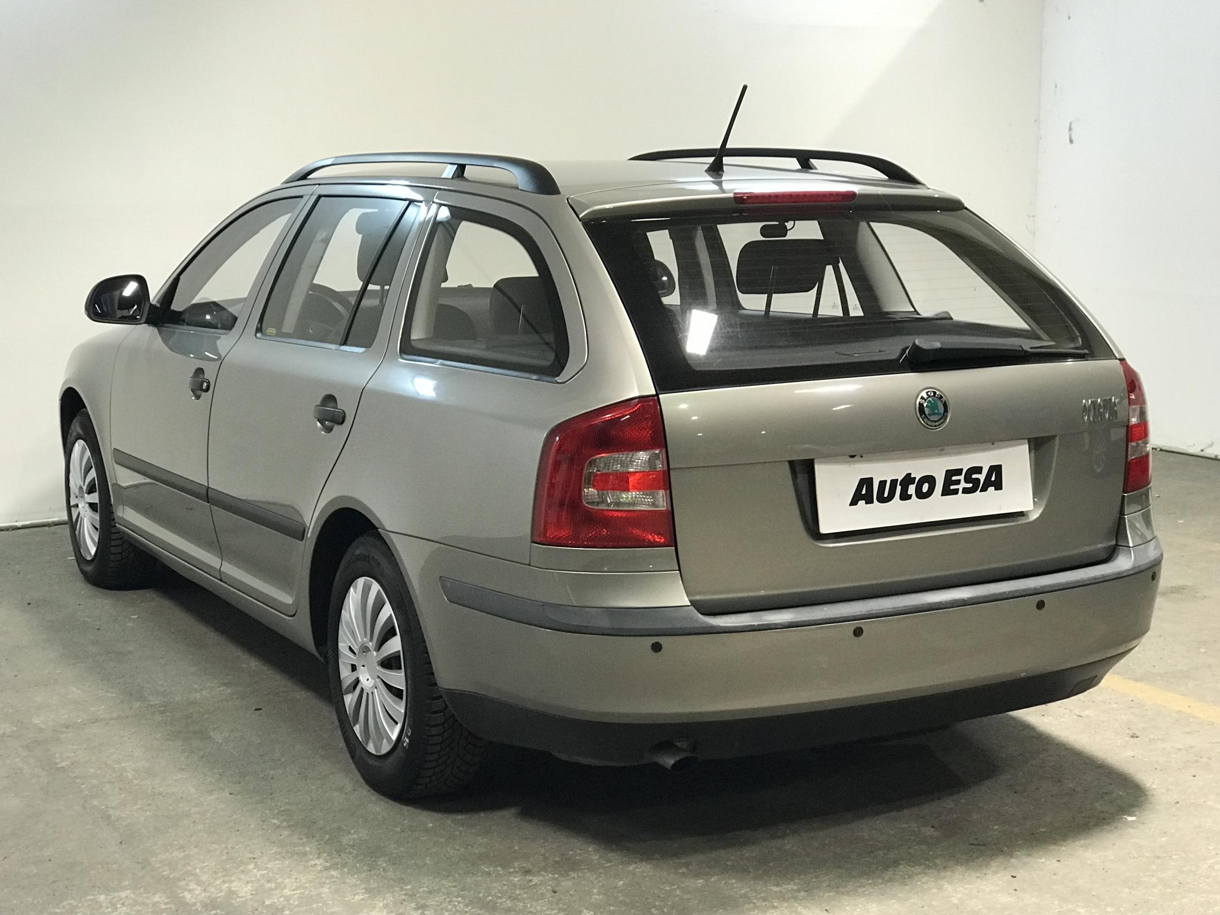 Škoda Octavia II, 2011 - pohled č. 4