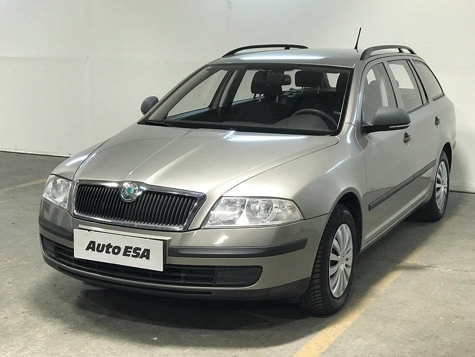 Škoda Octavia II 1.6 MPi Tour