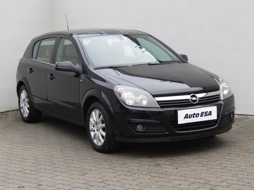 Opel Astra, 2006 - pohled č. 1