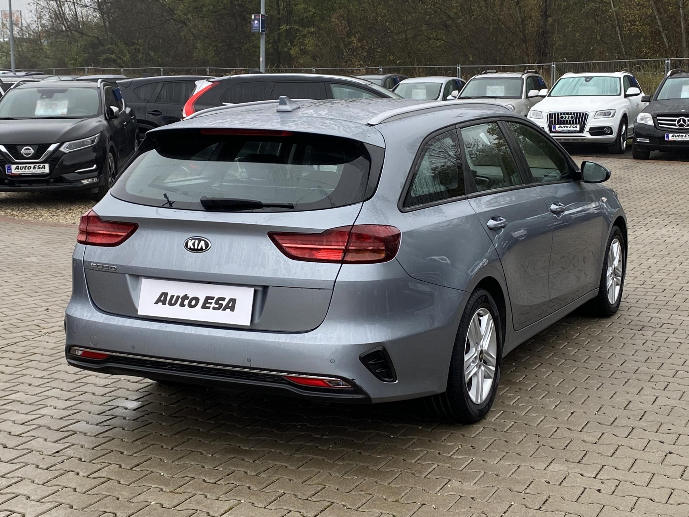 Kia Cee´d, 2021 - pohled č. 4