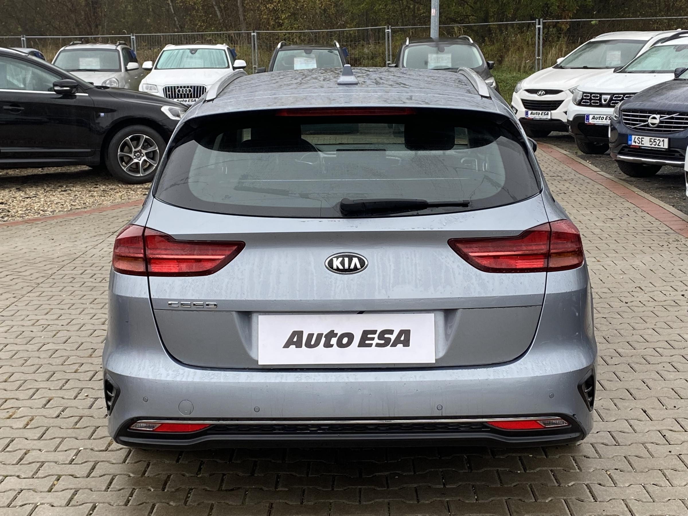 Kia Cee´d, 2021 - pohled č. 5