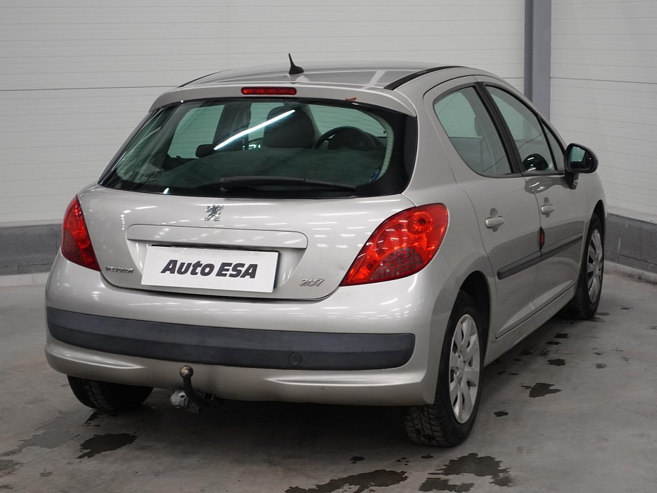 Peugeot 207 1.4i 