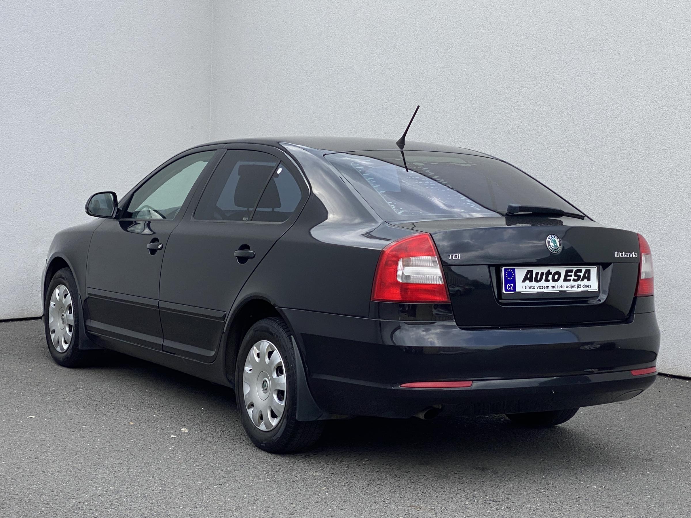 Škoda Octavia II, 2011 - pohled č. 6