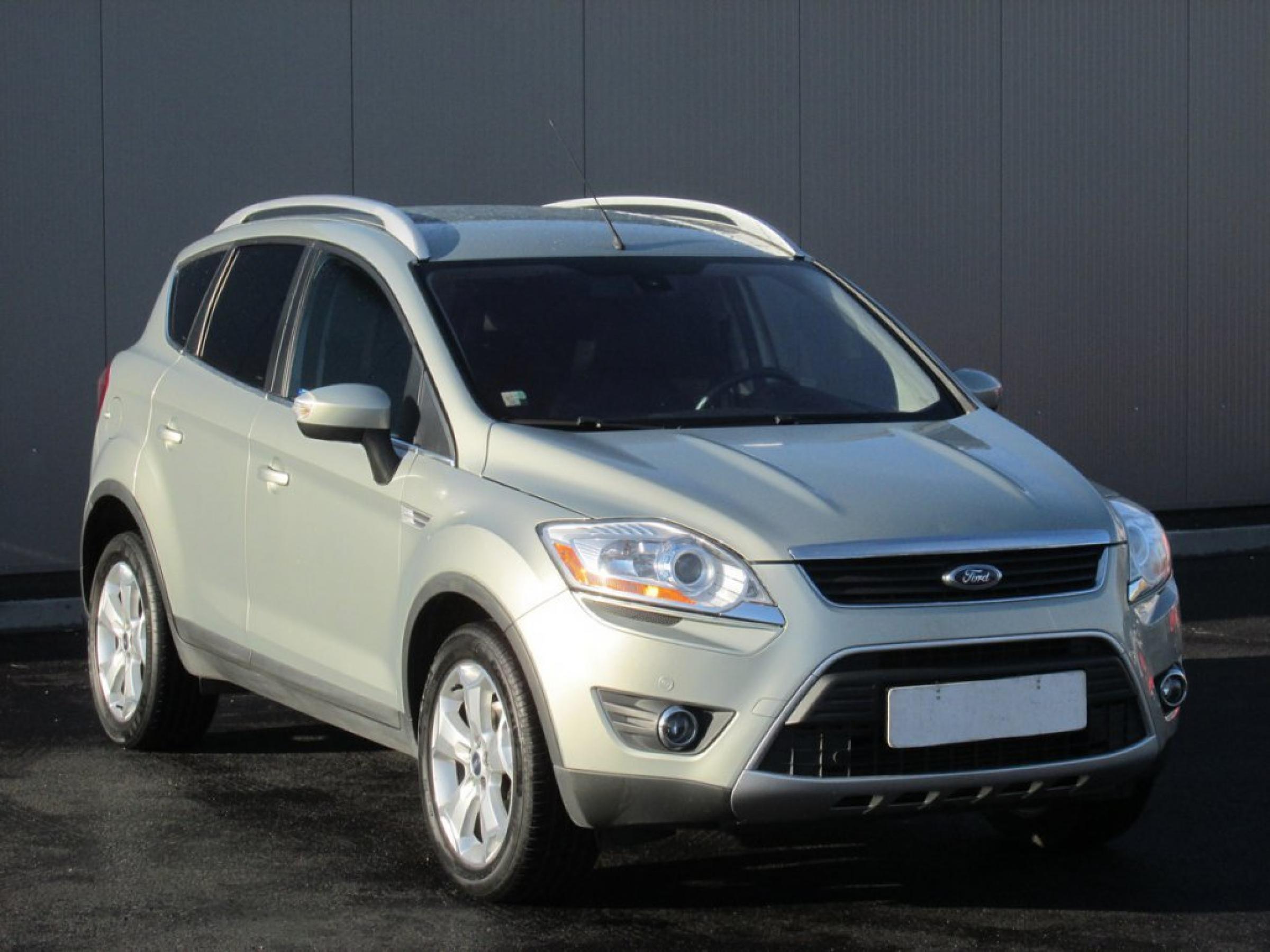 Ford Kuga, 2012 - pohled č. 1