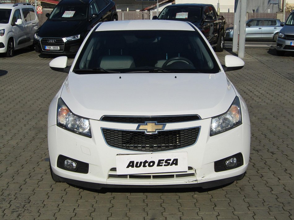 Chevrolet Cruze 1.6 i 