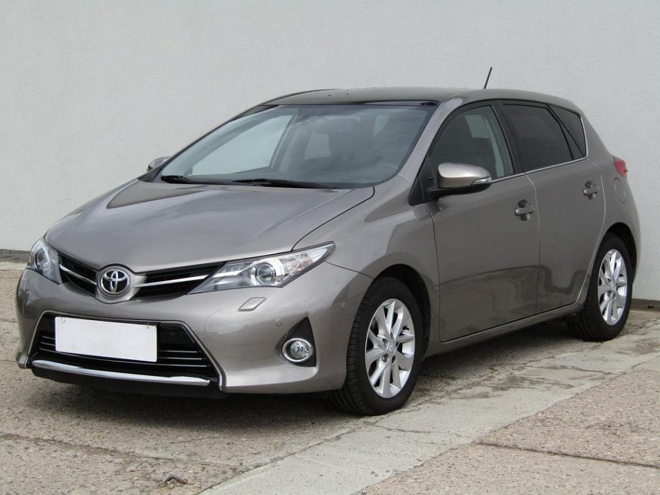 Toyota Auris 1.6 Life Plus