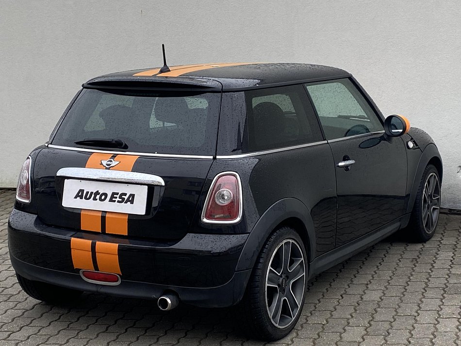 Mini Cooper 1.6 i 