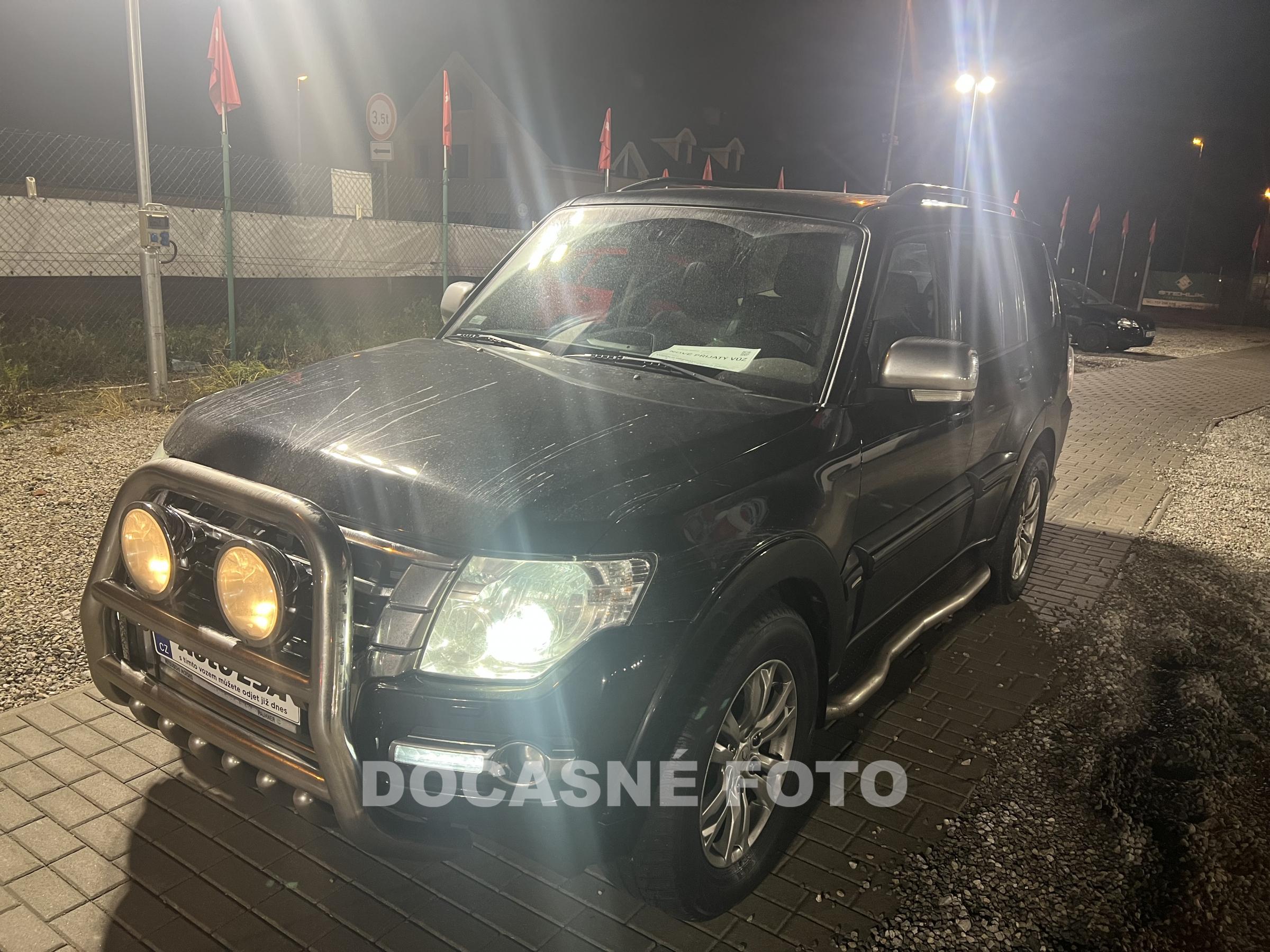 Mitsubishi Pajero, 2016