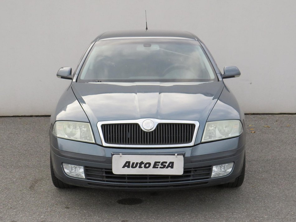 Škoda Octavia II 2.0TDi Elegance