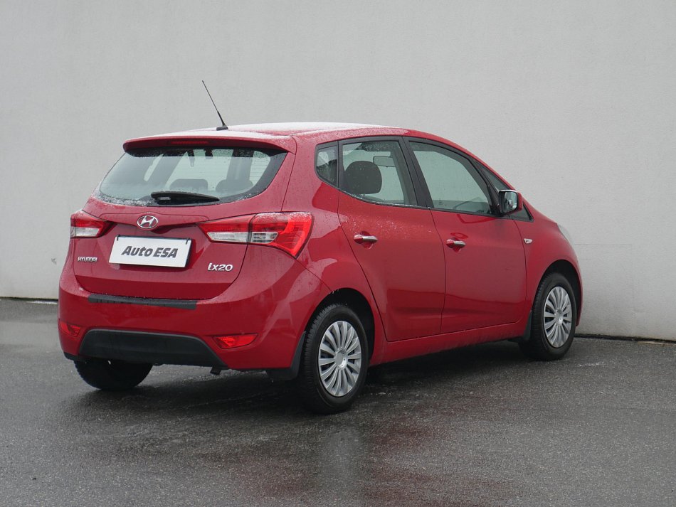 Hyundai Ix20 1.6 i 