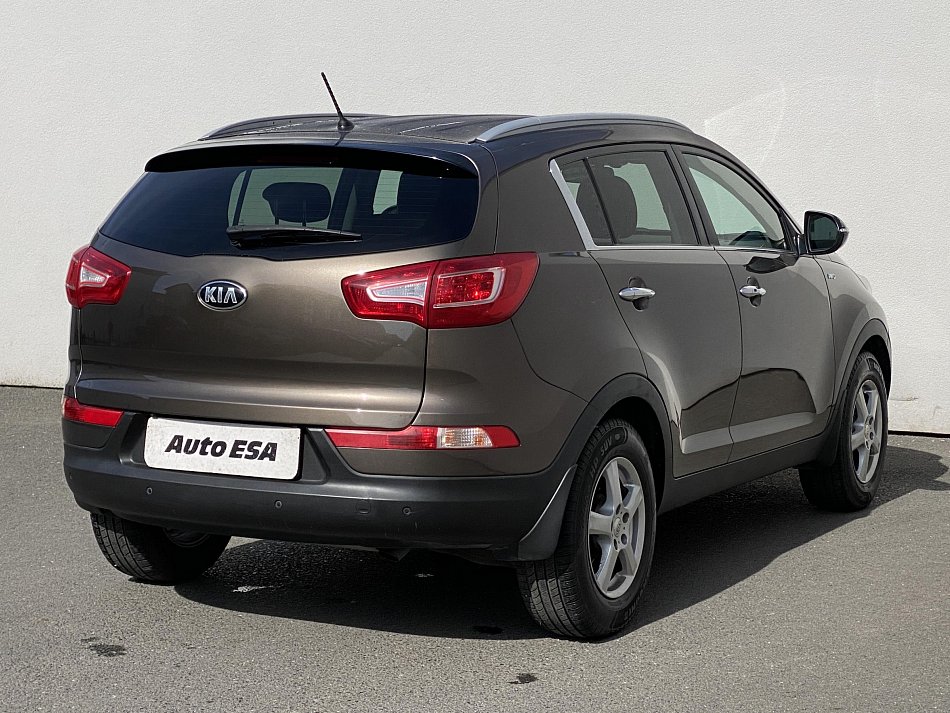 Kia Sportage 2.0 CRDi  AWD