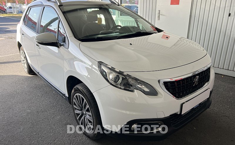 Peugeot 2008 1.2PT 