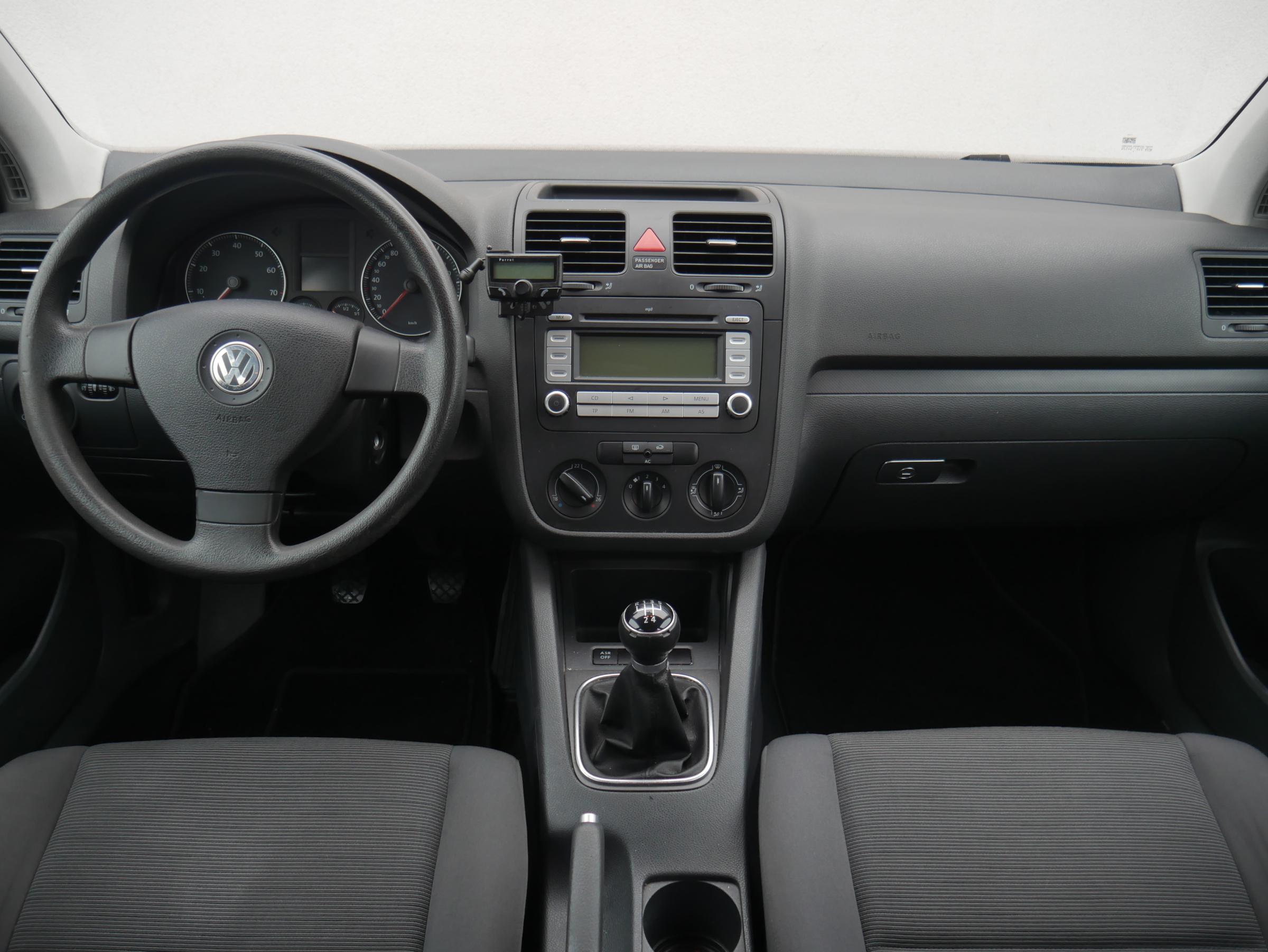 Volkswagen Golf, 2008 - pohled č. 8