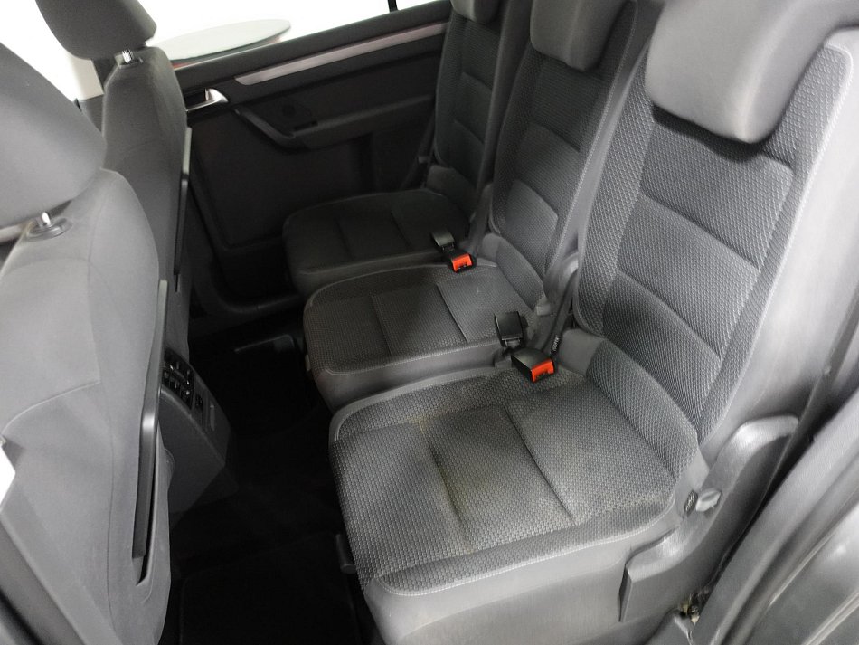 Volkswagen Touran 1.6 TDI 