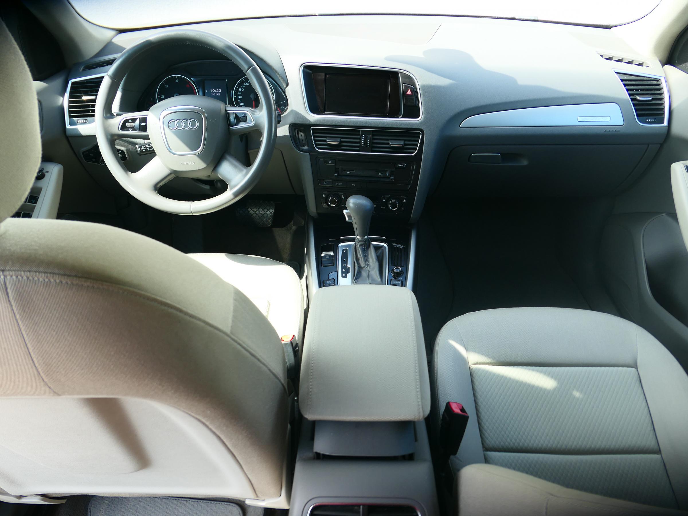Audi Q5, 2012 - pohled č. 9