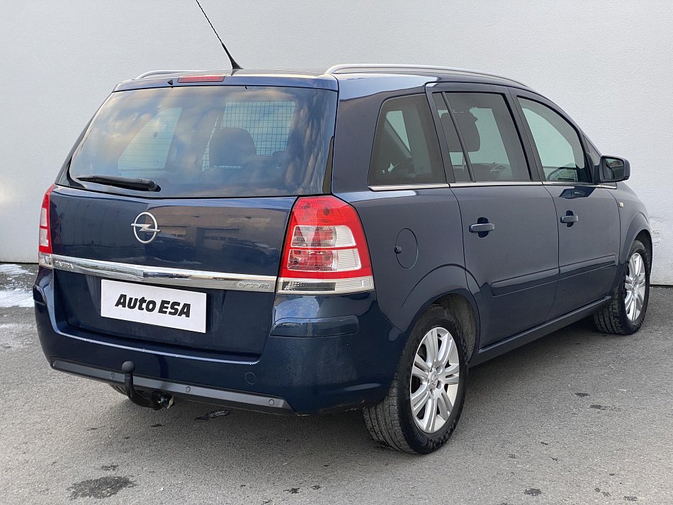 Opel Zafira 1.6 16V Family