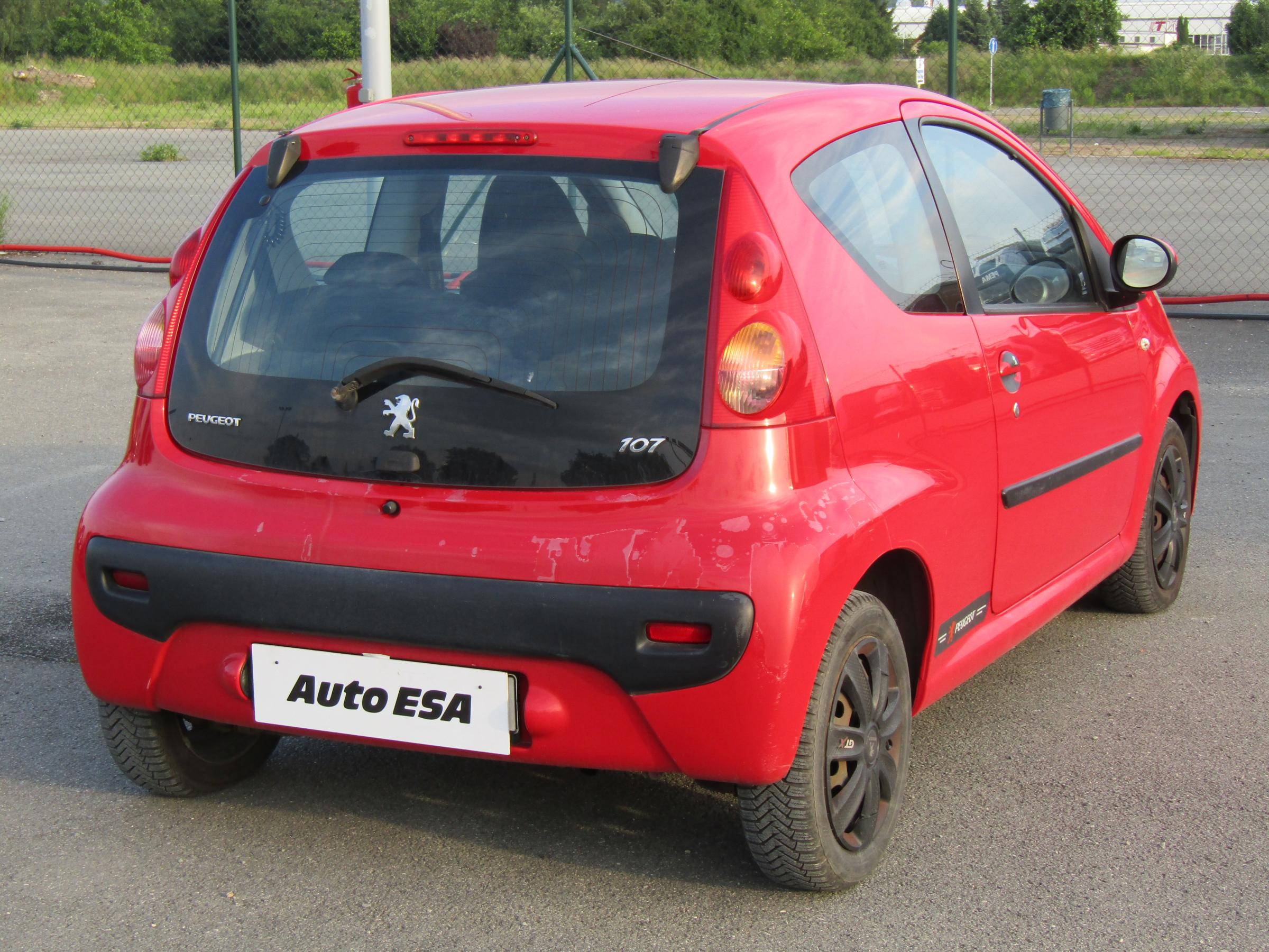 Peugeot 107, 2009 - pohled č. 6