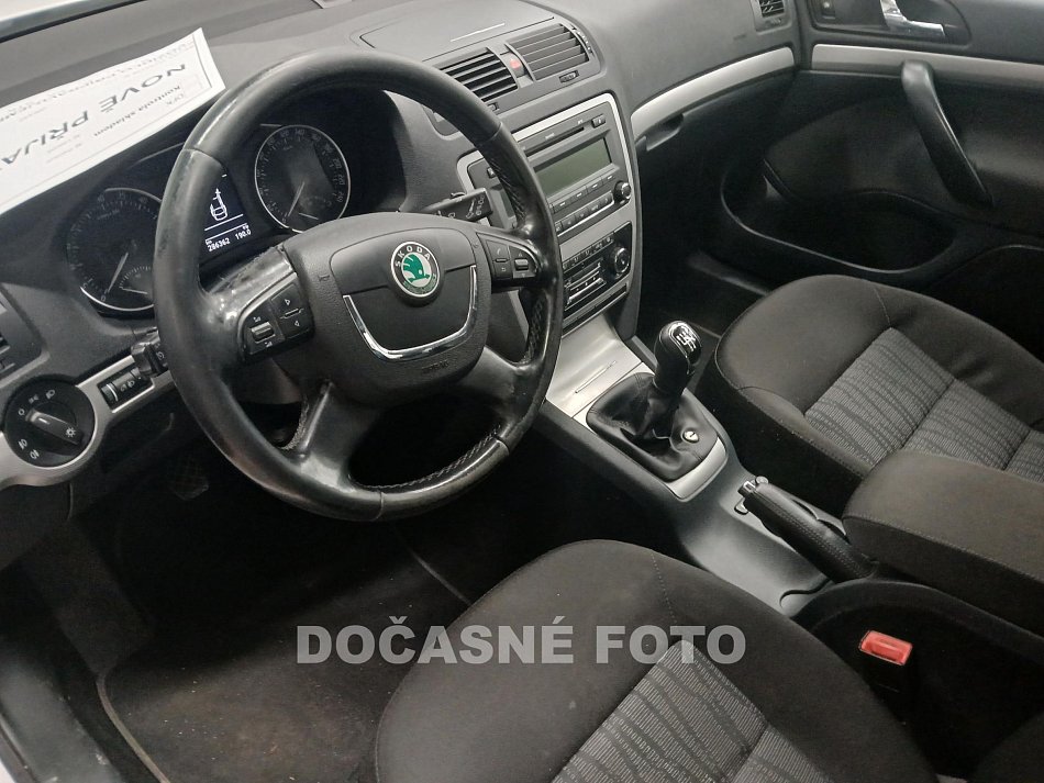 Škoda Octavia II 1.6 TDi Elegance