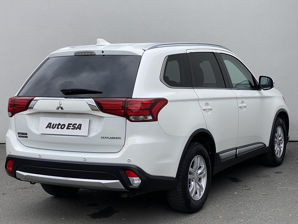 Mitsubishi Outlander 2.0 MIVEC Intense