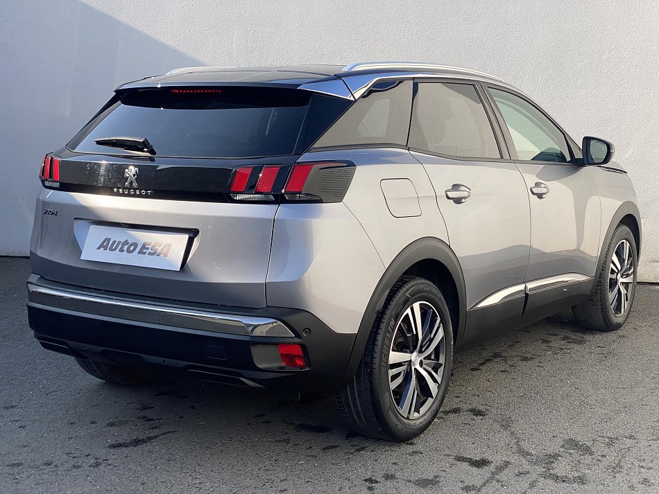 Peugeot 3008 1.2PT Allure