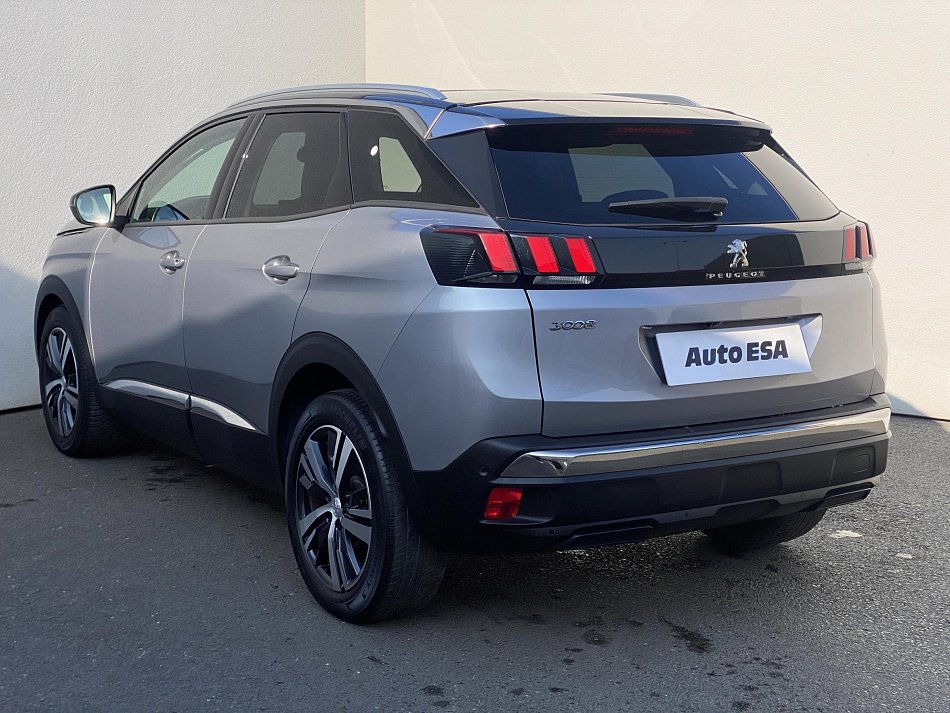 Peugeot 3008 1.2PT Allure