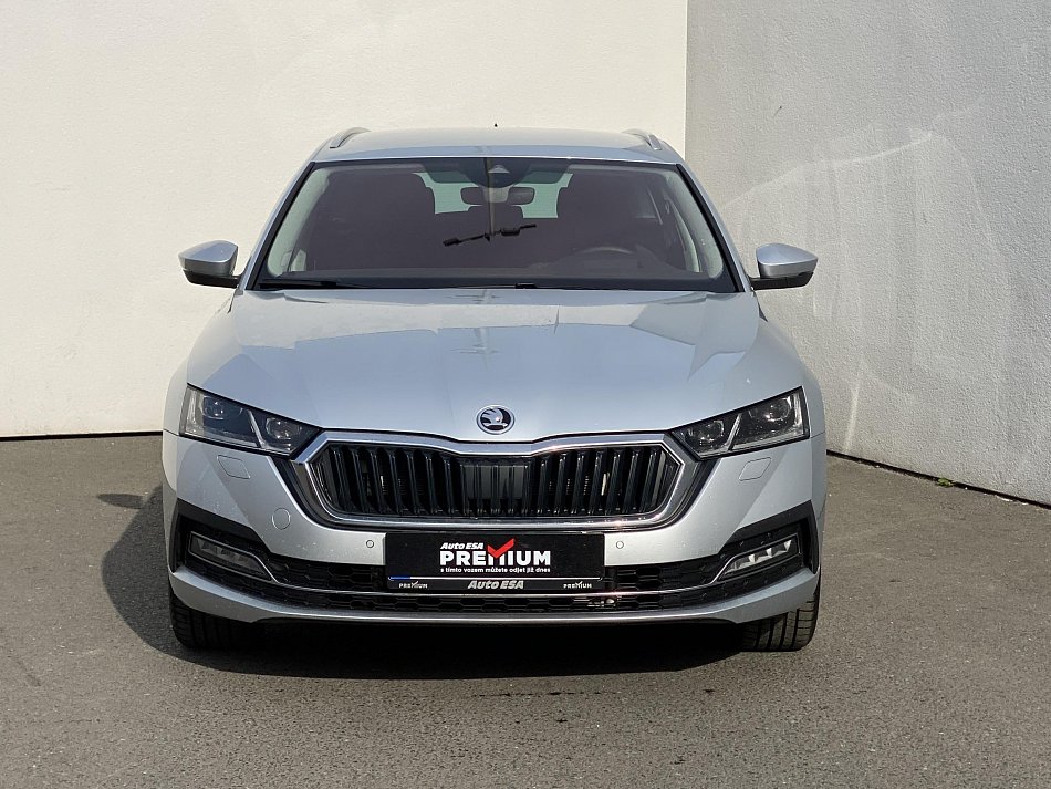 Škoda Octavia IV 1.5 TSi e-TEC Style Plus