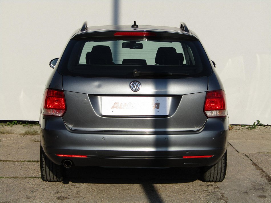 Volkswagen Golf 1.6 TDi 