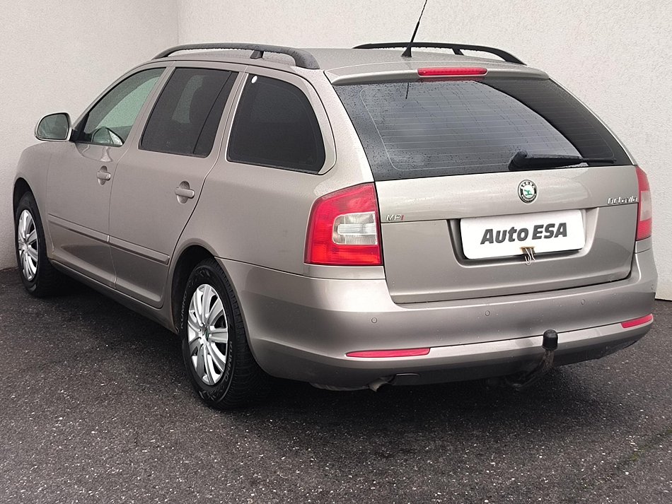 Škoda Octavia II 1.6 MPI Ambiente