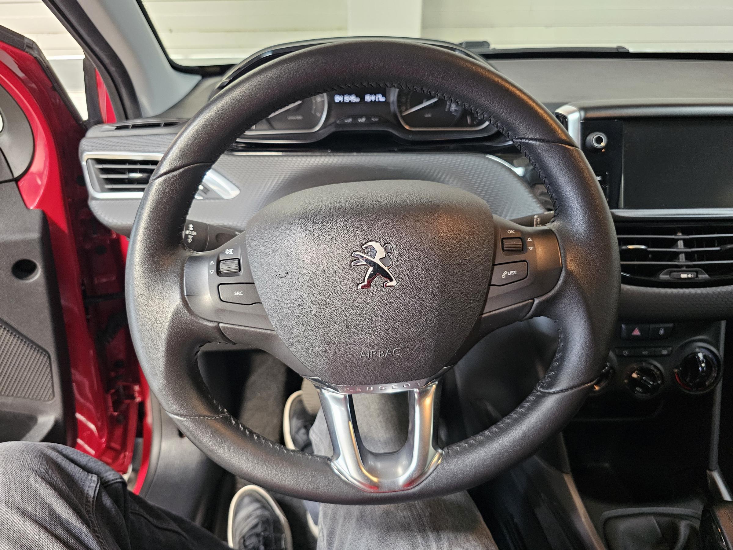 Peugeot 2008, 2017 - pohled č. 16