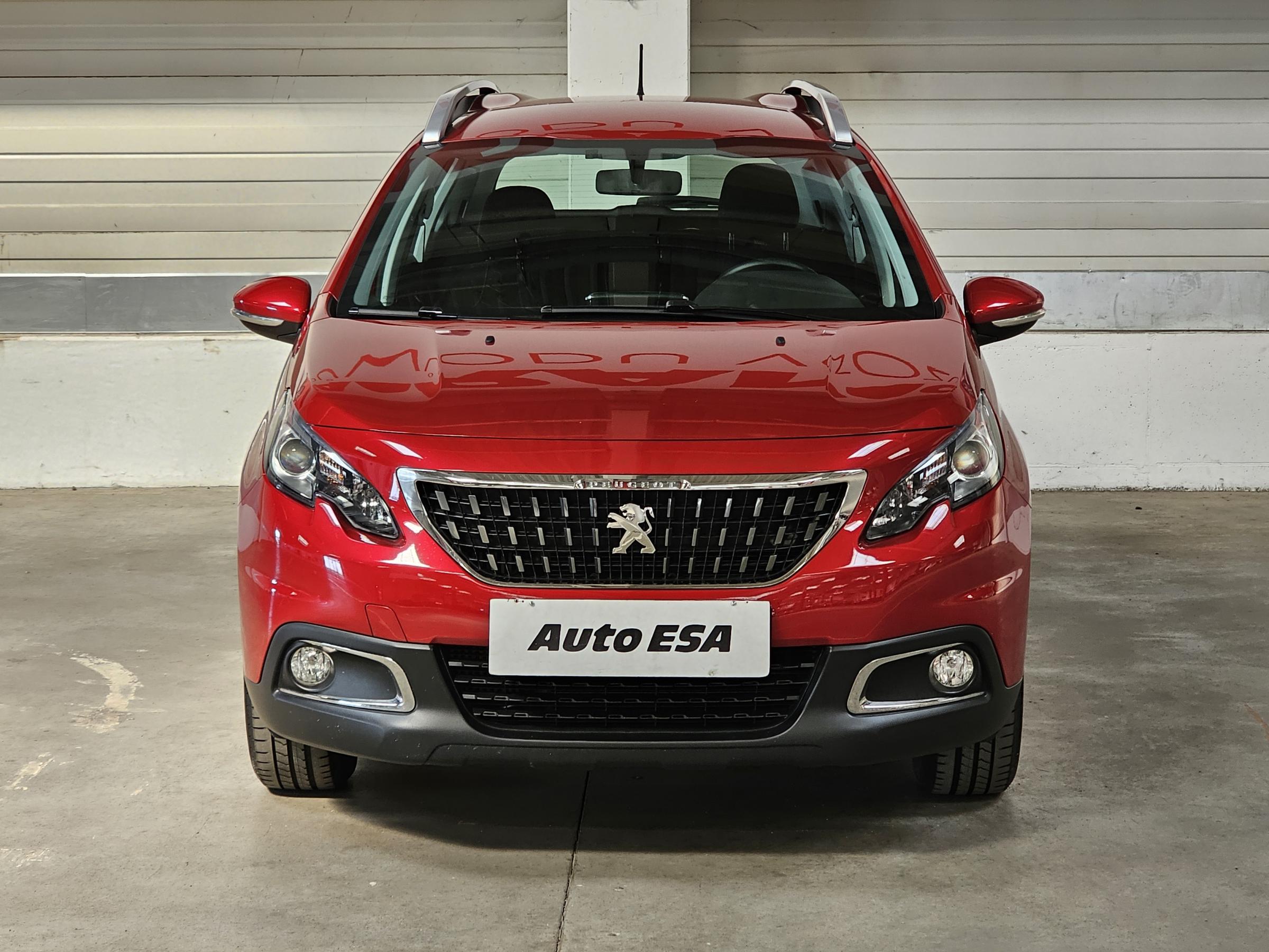 Peugeot 2008, 2017 - pohled č. 2