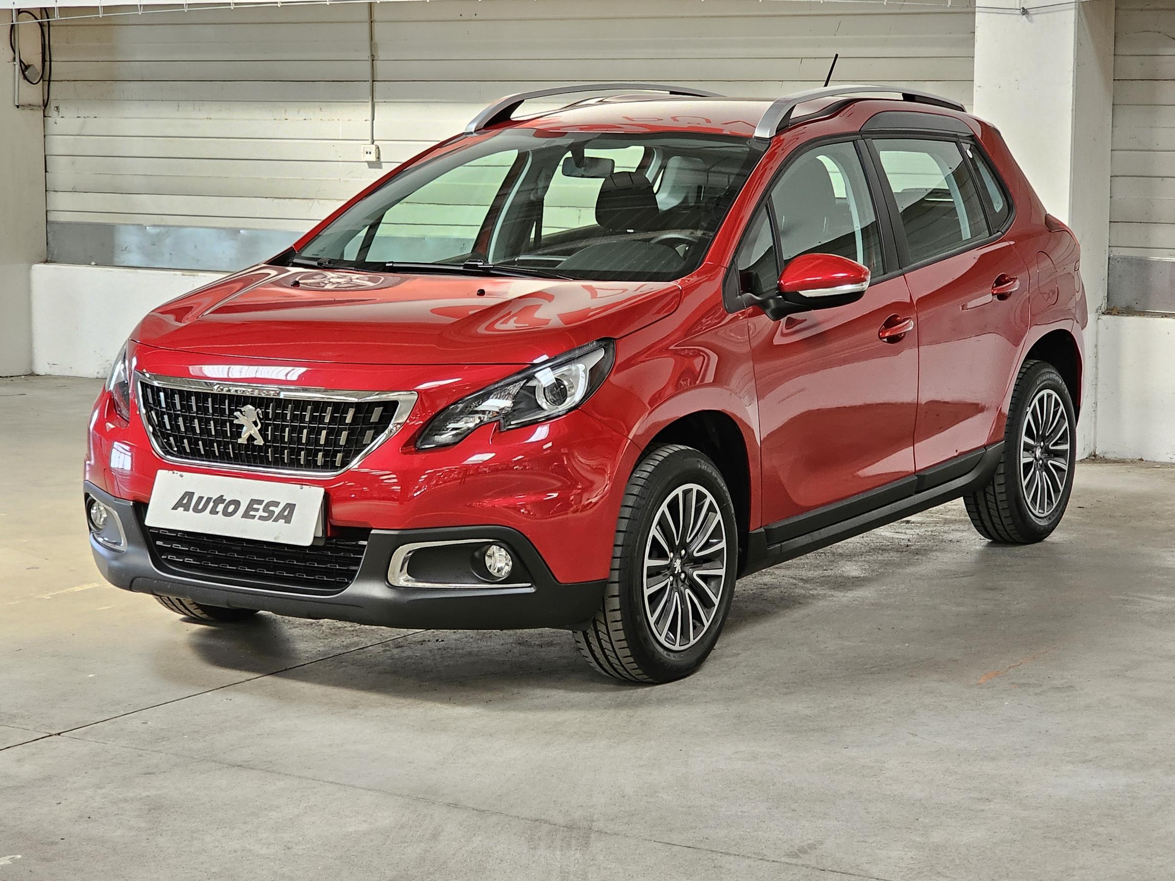 Peugeot 2008, 2017 - pohled č. 3