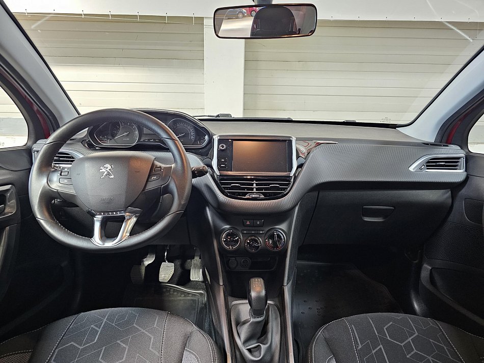 Peugeot 2008 1.2PT 