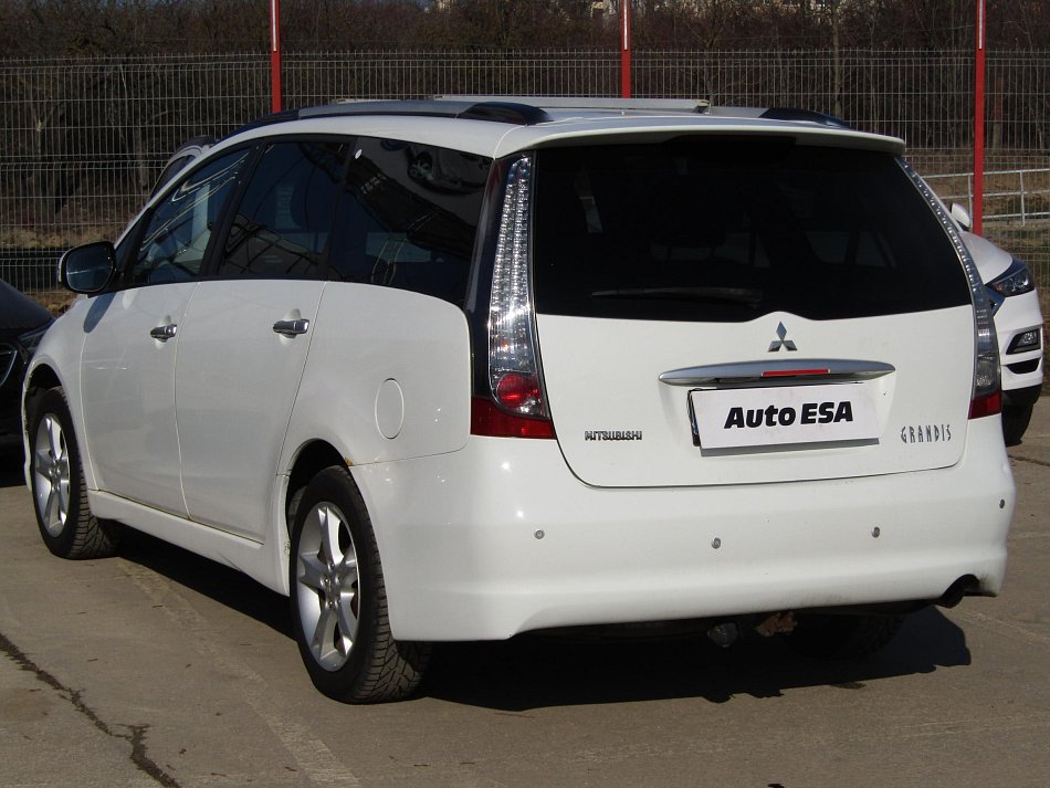 Mitsubishi Grandis 2.0Di-D  7míst