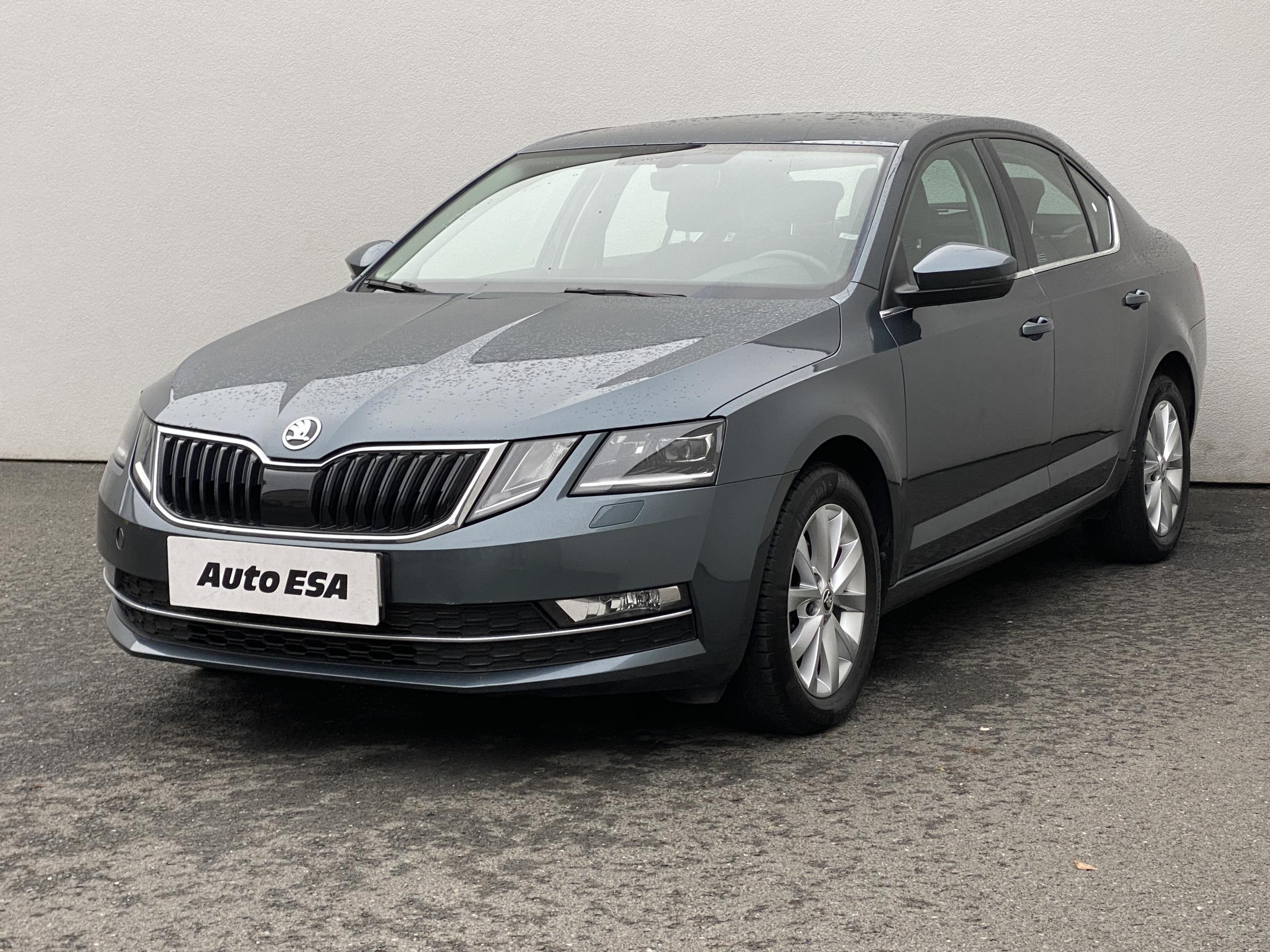 Škoda Octavia III, 2018 - pohled č. 3